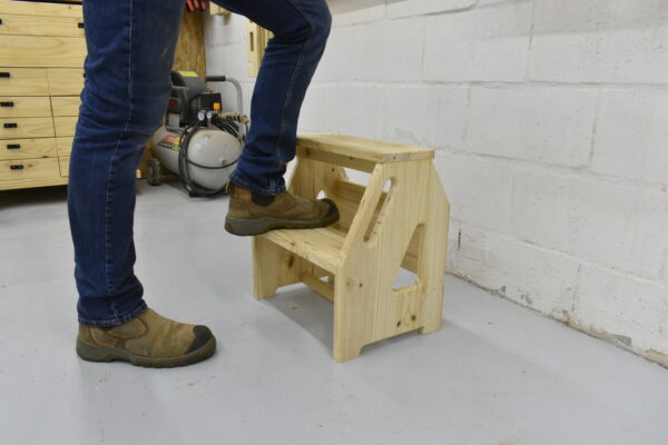 DIY Easy Step stool