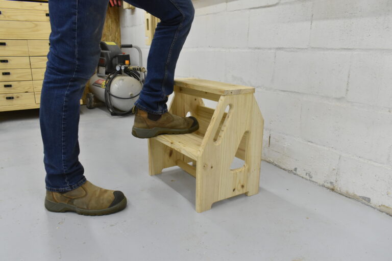 DIY Easy Step stool